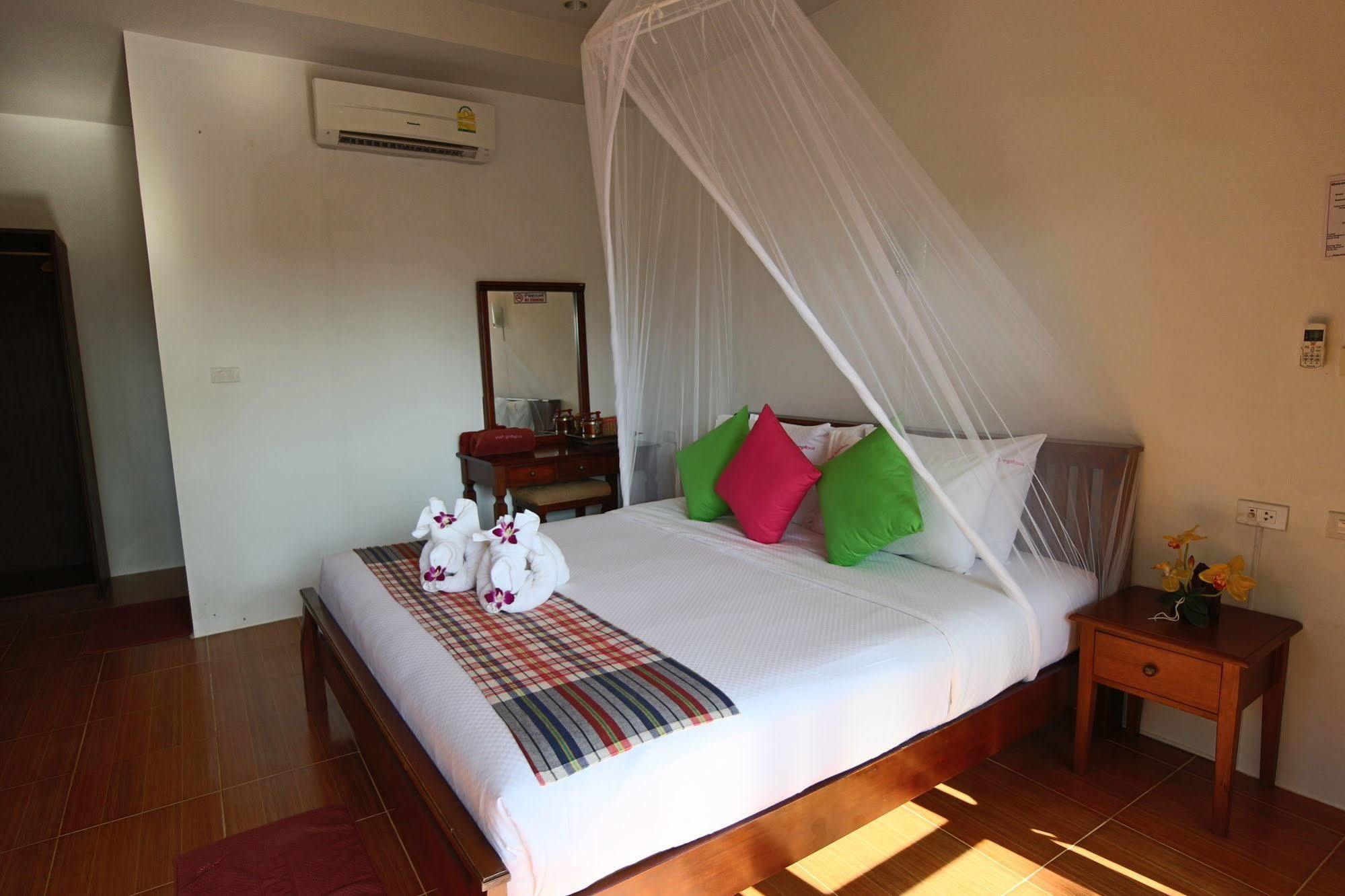 Pinky Bungalow Resort & Villa - Sha Extra Plus Ko Lanta Exterior foto